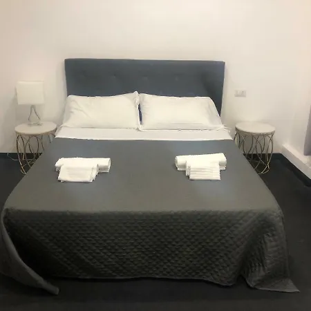 Lungotevere Collection Guest house