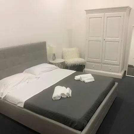 Lungotevere Collection Guest house 2*