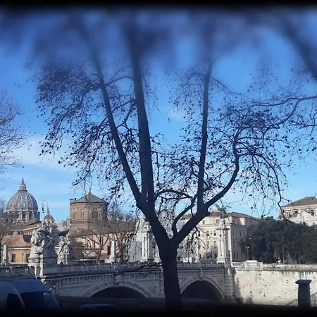 Lungotevere Collection Maison d'hôtes 2*